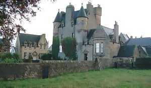 maybole castle